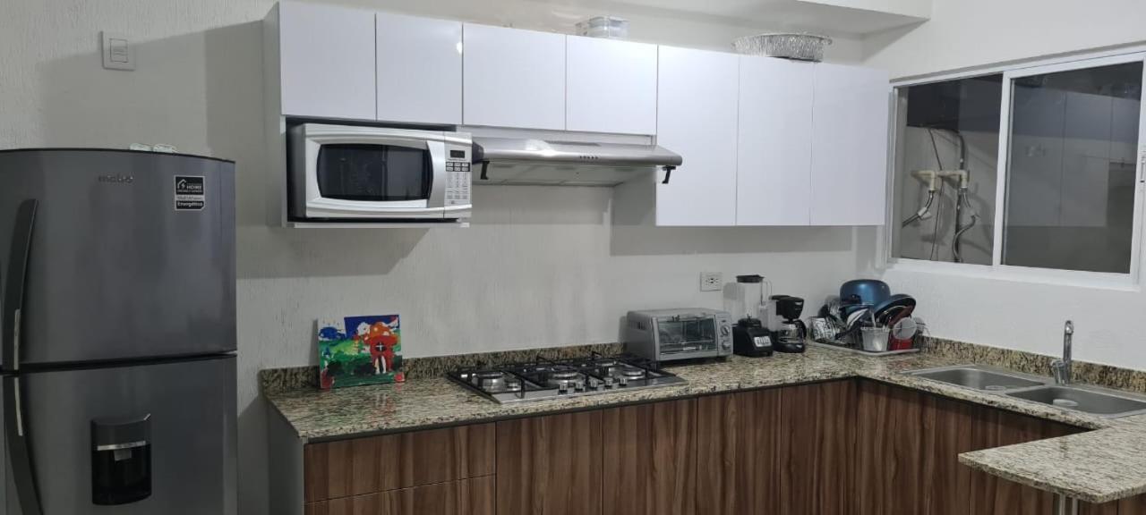 Casa Guerra En Maderos Residencial -Ideal Para Familias Cancún Exteriör bild